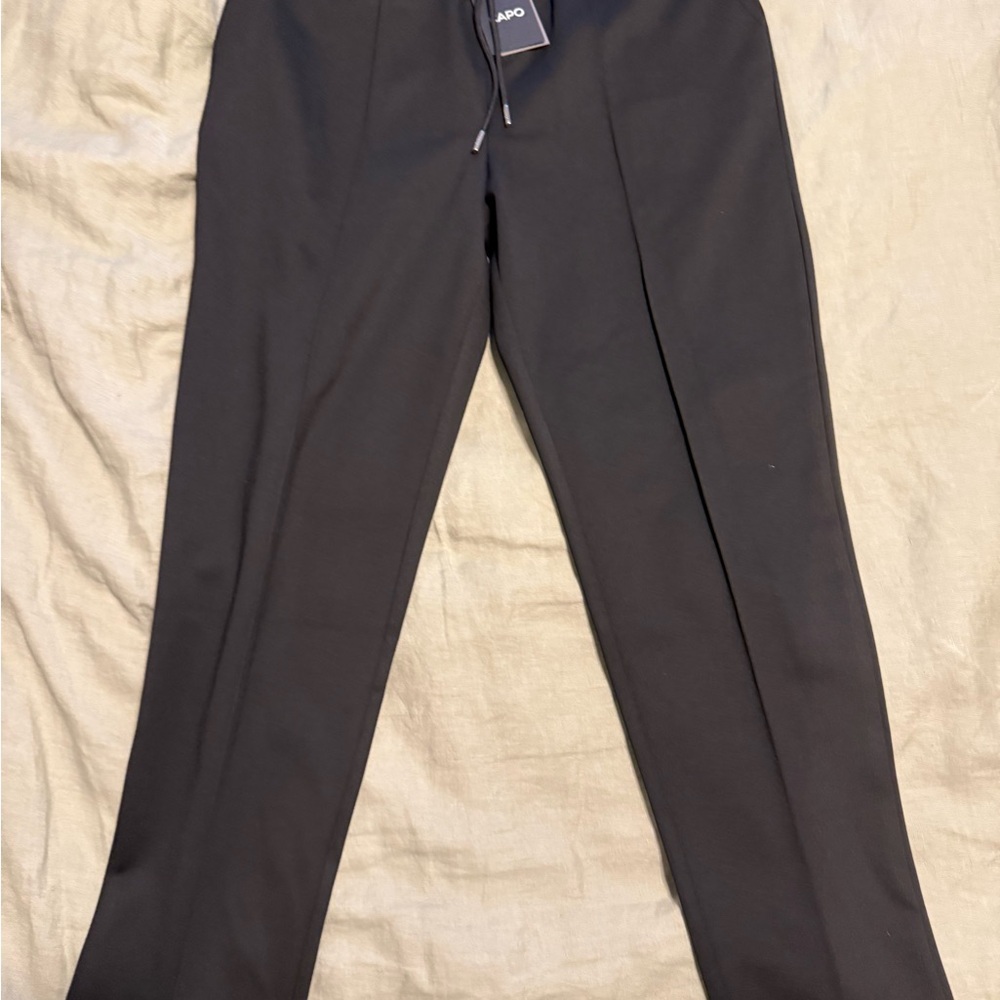 Black Sweatpants with Jogger Style and Comfort